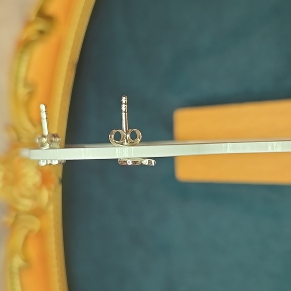 Sterling Silver Heart-Shaped Ribbon Stud Earrings Brand New In Box - Picture 2 of 5